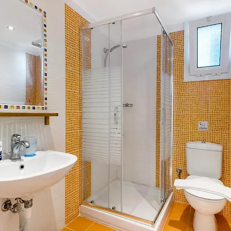 Apartament Captain Fotis 3 *