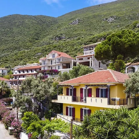 Apartament Captain Fotis 3 *