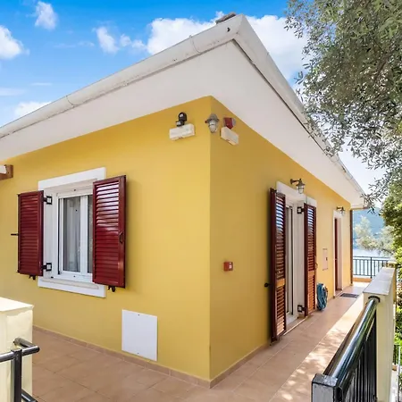 Captain Fotis 3 Apartment