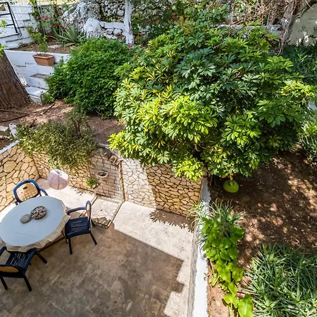 Captain Fotis 3 Apartment *