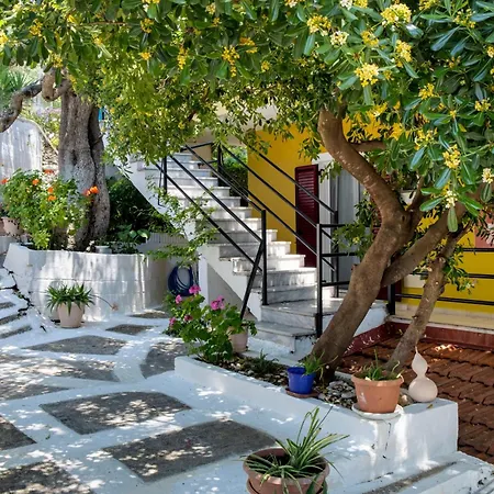 Apartment Captain Fotis 3 Pondi