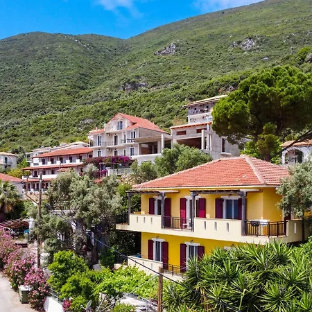 Apartment Captain Fotis 3 *